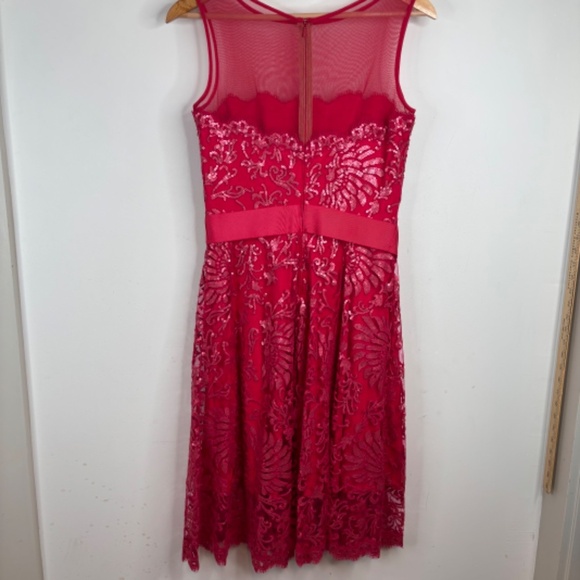 TADASHI SHOJI Red Lace Dress 6 Illusion Neck Sequin Bow Holiday Christmas Formal - Picture 8 of 16
